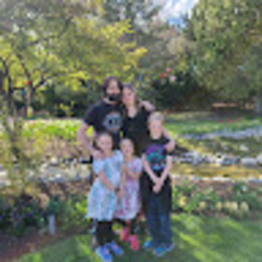 Meet your Posher, Alecia